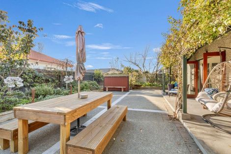 Photo of property in 1 Strachan Way, Highbury, Palmerston North, 4412