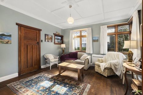 Photo of property in 17 Burrows Avenue, Karori, Wellington, 6012