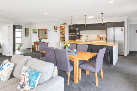 Photo of property in 10 Godwit Court, Foxton Beach, Foxton, 4815