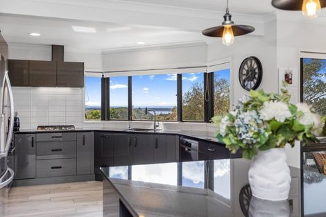 Photo of property in 135r Waikite Road, Welcome Bay, Tauranga, 3175