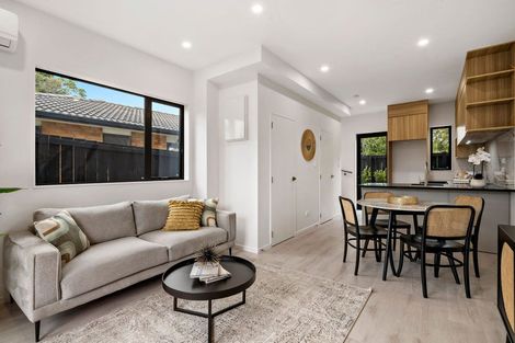 Photo of property in 39 Brandon Road, Glen Eden, Auckland, 0602