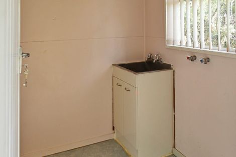 Photo of property in 1 Clyde Crescent, Roslyn, Palmerston North, 4414