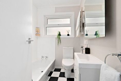 Photo of property in 10b Ceres Crescent, Johnsonville, Wellington, 6037