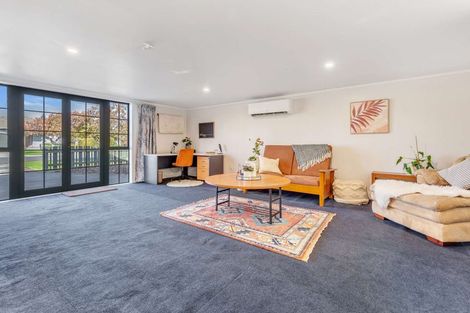 Photo of property in 8 Cochrane Street, Fairy Springs, Rotorua, 3015