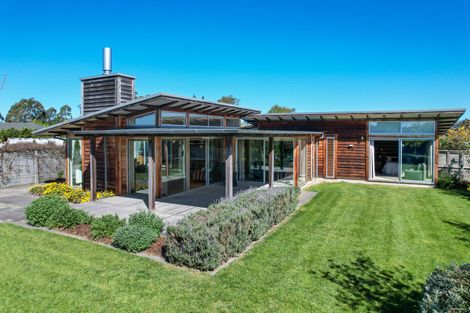 Photo of property in 58e Essex Street, Weston, Oamaru, 9401