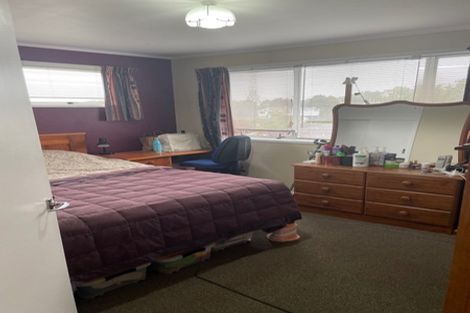 Photo of property in 1/25 Regency Place, Sunnynook, Auckland, 0632