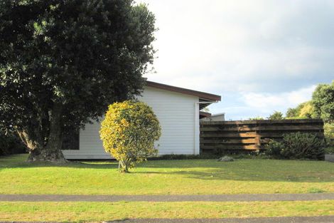 Photo of property in 216 Patuwai Drive, Whangamata, 3620