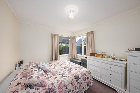 Photo of property in 2/16a Maidstone Road, Ilam, Christchurch, 8041
