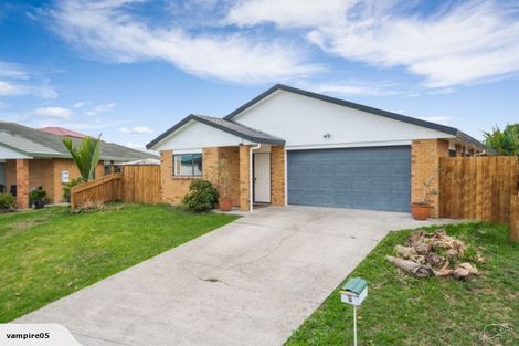 Photo of property in 8 Sid Place, Mangere, Auckland, 2022