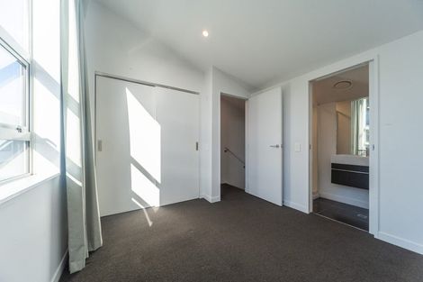 Photo of property in 24u2 Princess Terrace, Newtown, Wellington, 6021