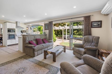 Photo of property in 12 Kristin Lane, Albany, Auckland, 0632