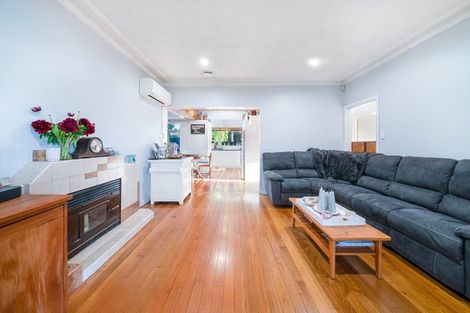 Photo of property in 27 Walters Road, Takanini, 2112