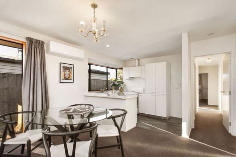 Photo of property in 18 Winters Road, Redwood, Christchurch, 8051