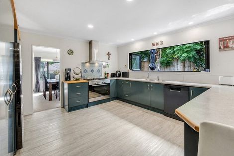 Photo of property in 19 Ysabel Crescent, The Gardens, Auckland, 2105