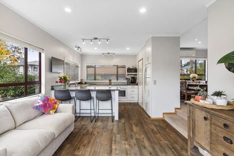 Photo of property in 2/51 Union Road, Howick, Auckland, 2014