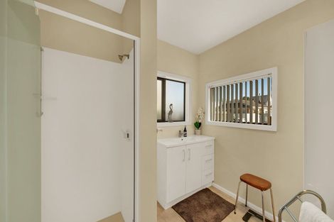 Photo of property in 17 Bradshaw Terrace, Riccarton, Christchurch, 8011