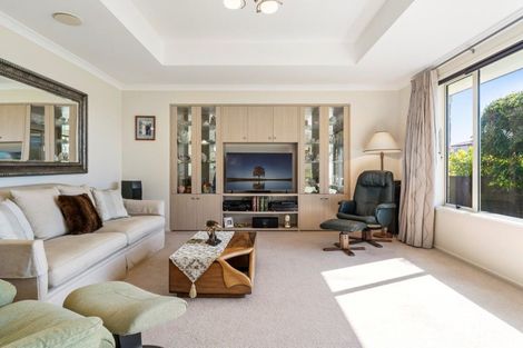 Photo of property in 143 Oriental Parade, Papamoa Beach, Papamoa, 3118