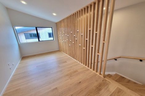Photo of property in 2 Matau Way, Hauraki, 0622
