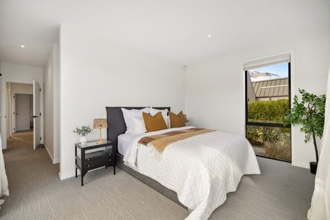Photo of property in 1 Wanderer Lane, Jacks Point, Queenstown, 9371