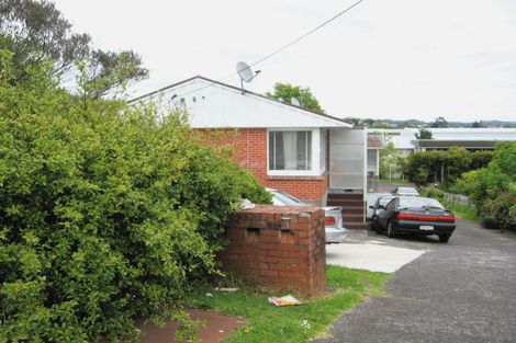 Photo of property in 3/4016 Great North Road, Glen Eden, Auckland, 0602