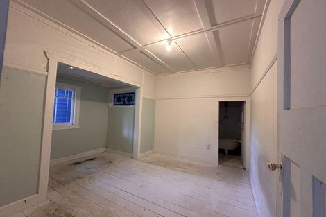 Photo of property in 15 Queens Parade, Devonport, Auckland, 0624