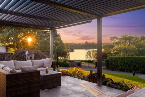 Photo of property in 216 Welcome Bay Road, Welcome Bay, Tauranga, 3112