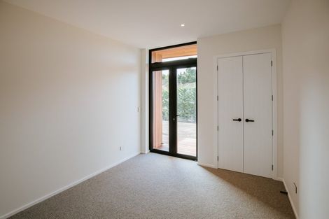 Photo of property in 13 Fern Burn Close, Wanaka, 9305