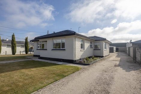 Photo of property in 20 Sandringham Street, Oamaru North, Oamaru, 9400