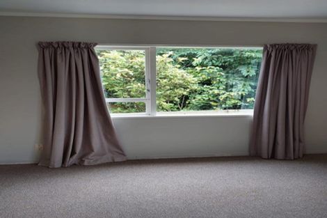 Photo of property in 63 Chartwell Drive, Crofton Downs, Wellington, 6035