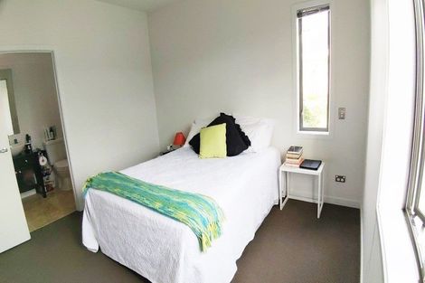 Photo of property in 140 Gills Road, Albany Heights, Auckland, 0632