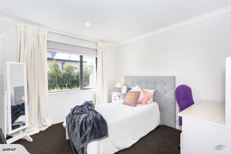 Photo of property in 43 Oakley Drive, Prebbleton, 7604