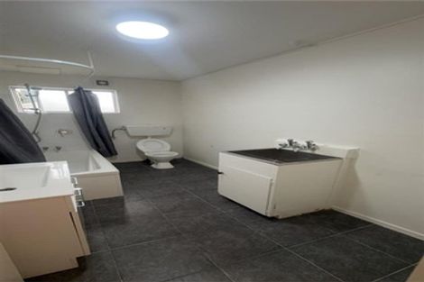 Photo of property in 71o Randwick Crescent, Moera, Lower Hutt, 5010