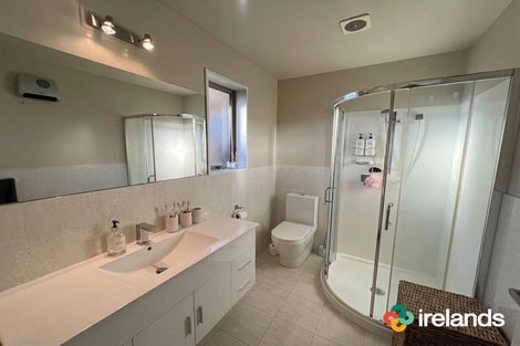 Photo of property in 103 Windermere Road, Papanui, Christchurch, 8053