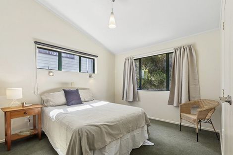 Photo of property in 6 Mitika Way, Strathmore Park, Wellington, 6022