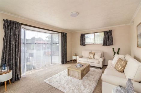Photo of property in 12 Ludlow Place, Parklands, Christchurch, 8083