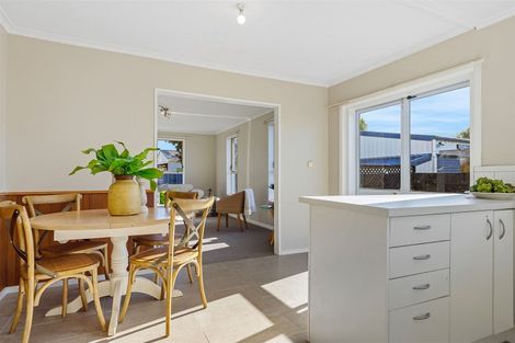 Photo of property in 17a Meon Street, Aranui, Christchurch, 8061