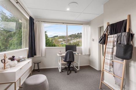 Photo of property in 8 Weir Street, Green Island, Dunedin, 9018