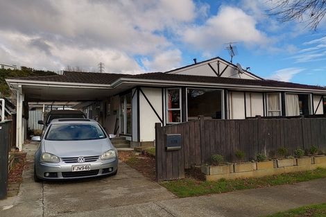 Photo of property in 52f2- Gemstone Drive, Birchville, Upper Hutt, 5018