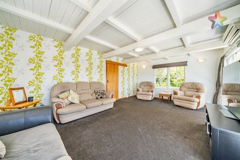 Photo of property in 4 Kerkwall Drive, Naenae, Lower Hutt, 5011