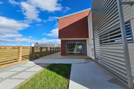 Photo of property in 3 Yellow Pear Lane, Karaka, 2578