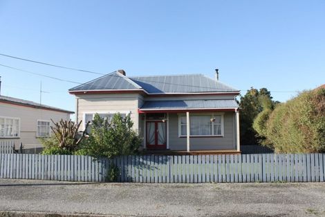 Photo of property in 37 Queen Street, Westport, 7825