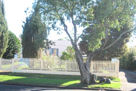 Photo of property in 2/31 Halsey Road, Manurewa, Auckland, 2102