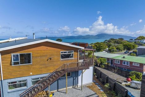 Photo of property in 12b Kohutuhutu Road, Raumati Beach, Paraparaumu, 5032