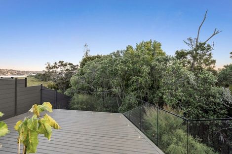 Photo of property in 22 Pukeko Road, Hobsonville, 0616