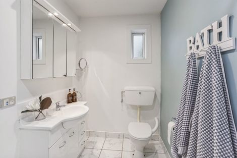 Photo of property in 197a Main North Road, Redwood, Christchurch, 8051