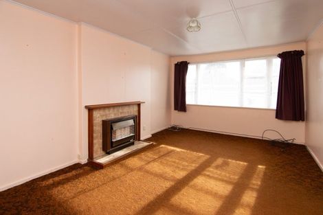 Photo of property in 99 Clyde Crescent, Roslyn, Palmerston North, 4414