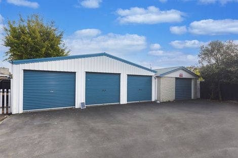 Photo of property in 15 Frensham Crescent, Woolston, Christchurch, 8062