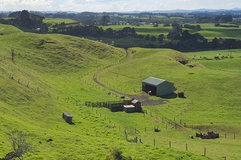 Photo of property in 247 Kaihau Road, Karioitahi, Waiuku, 2683