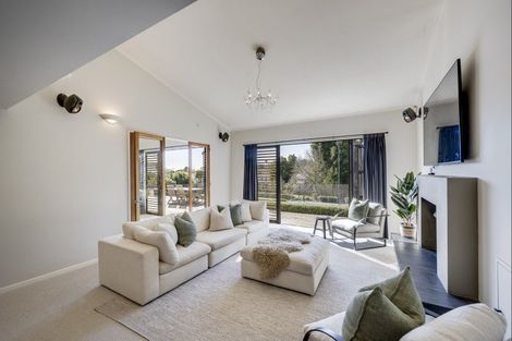 Photo of property in 50 Iona Road, Havelock North, 4130