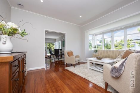 Photo of property in 5 Norglen Lane, Riverhead, 0820